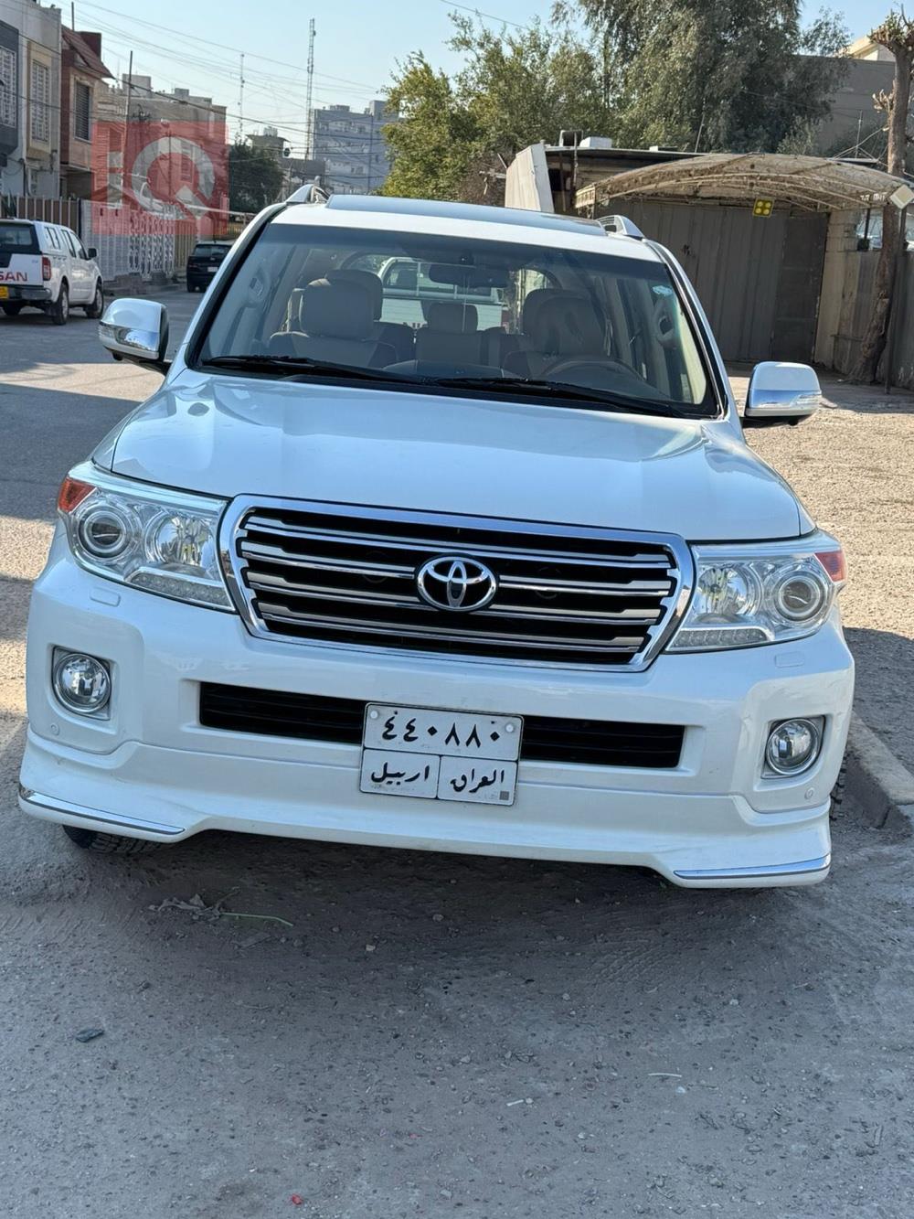 تۆیۆتا لاند کروزەر